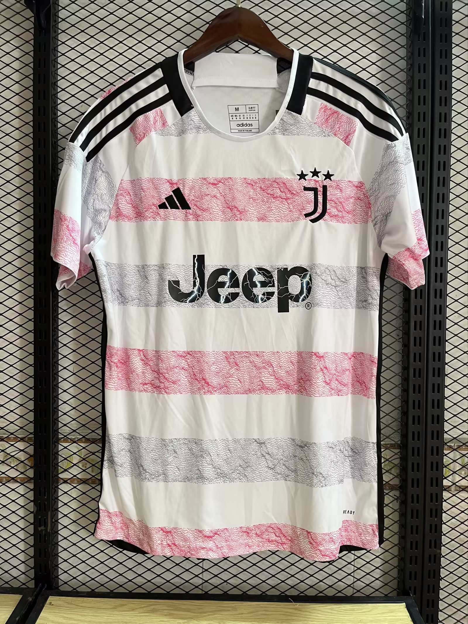 23-24 Juventus Away